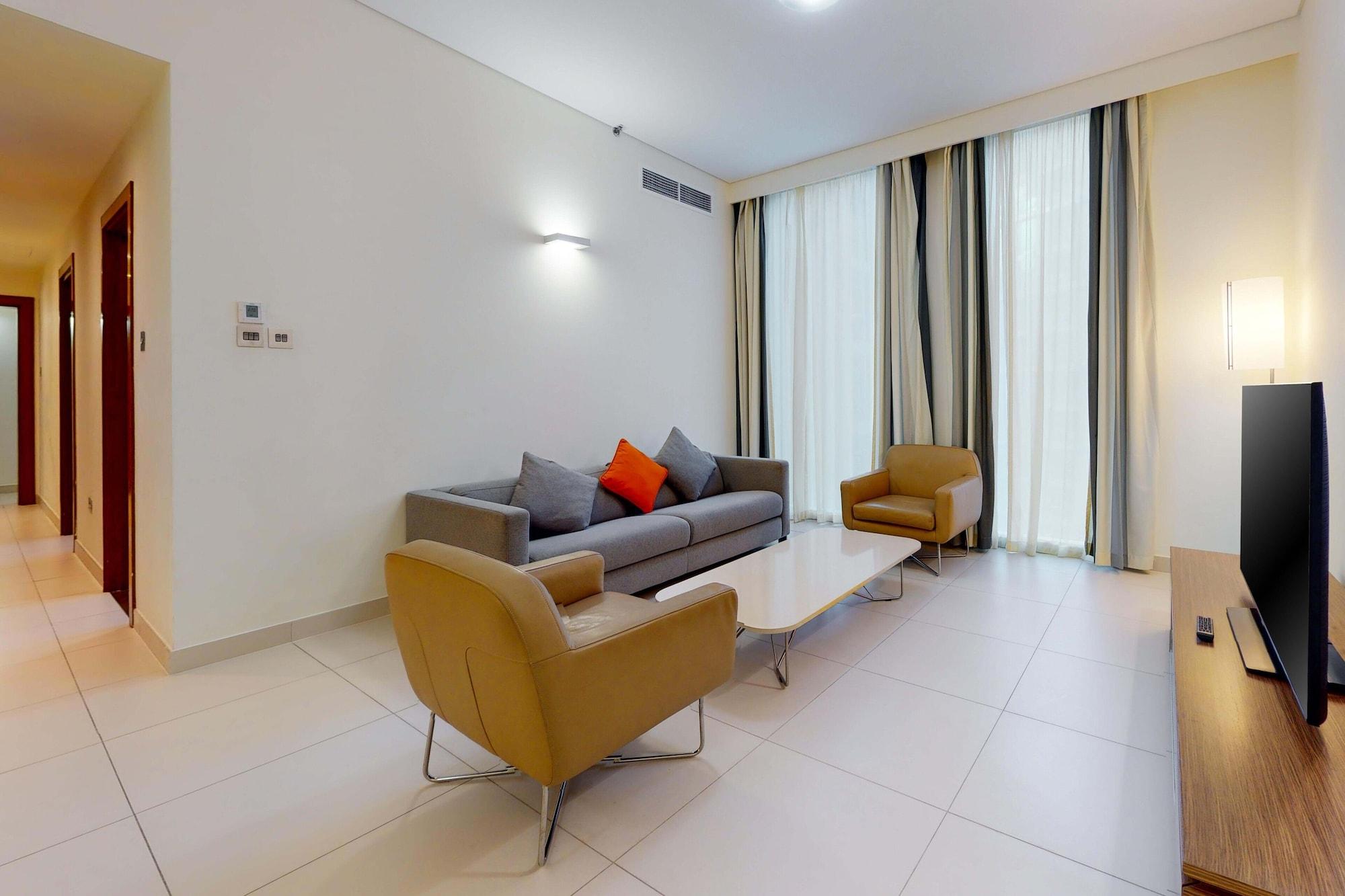 Adagio Al Bustan Apart-hotel