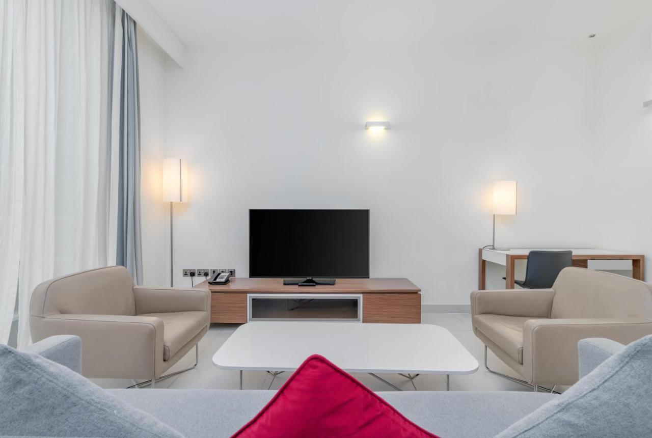 Adagio Al Bustan 4*